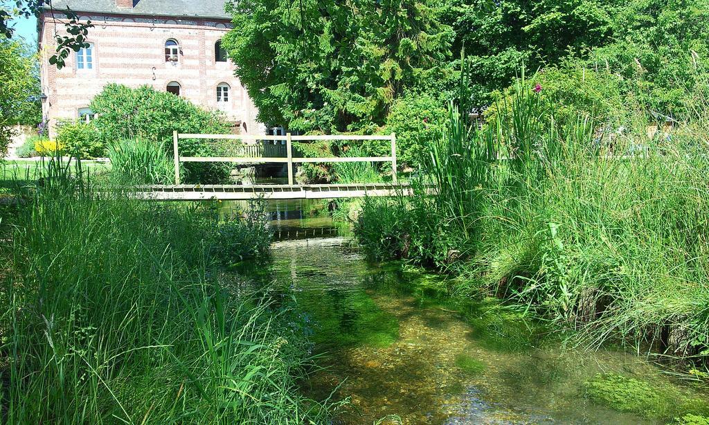 Gite De L'Ancien Moulin Valmont  ภายนอก รูปภาพ